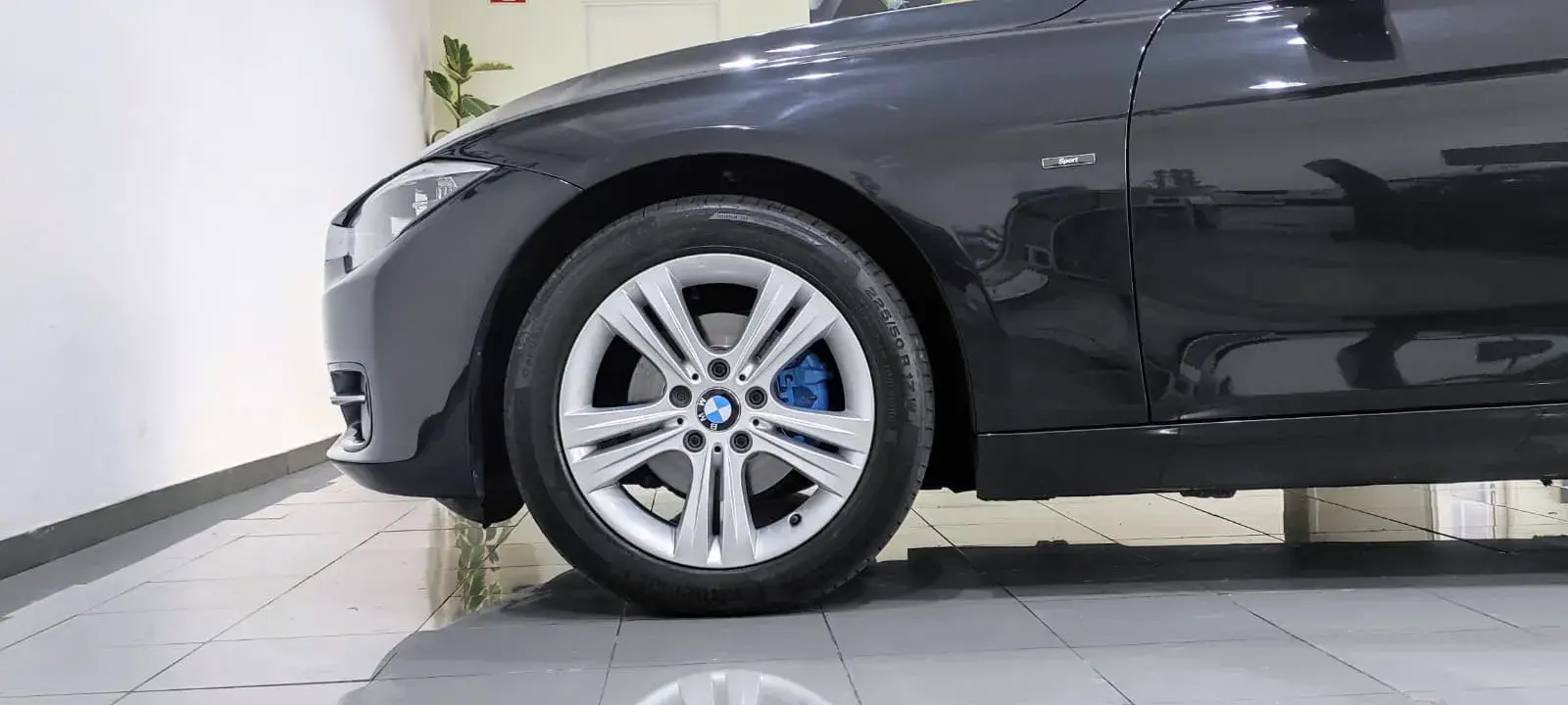 BMW 318 d Auto Line Sport 10