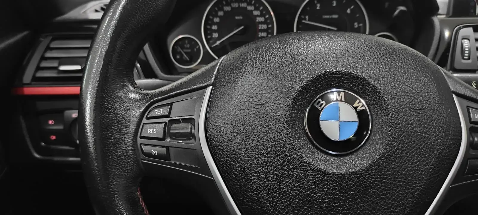 BMW 318 d Auto Line Sport 30