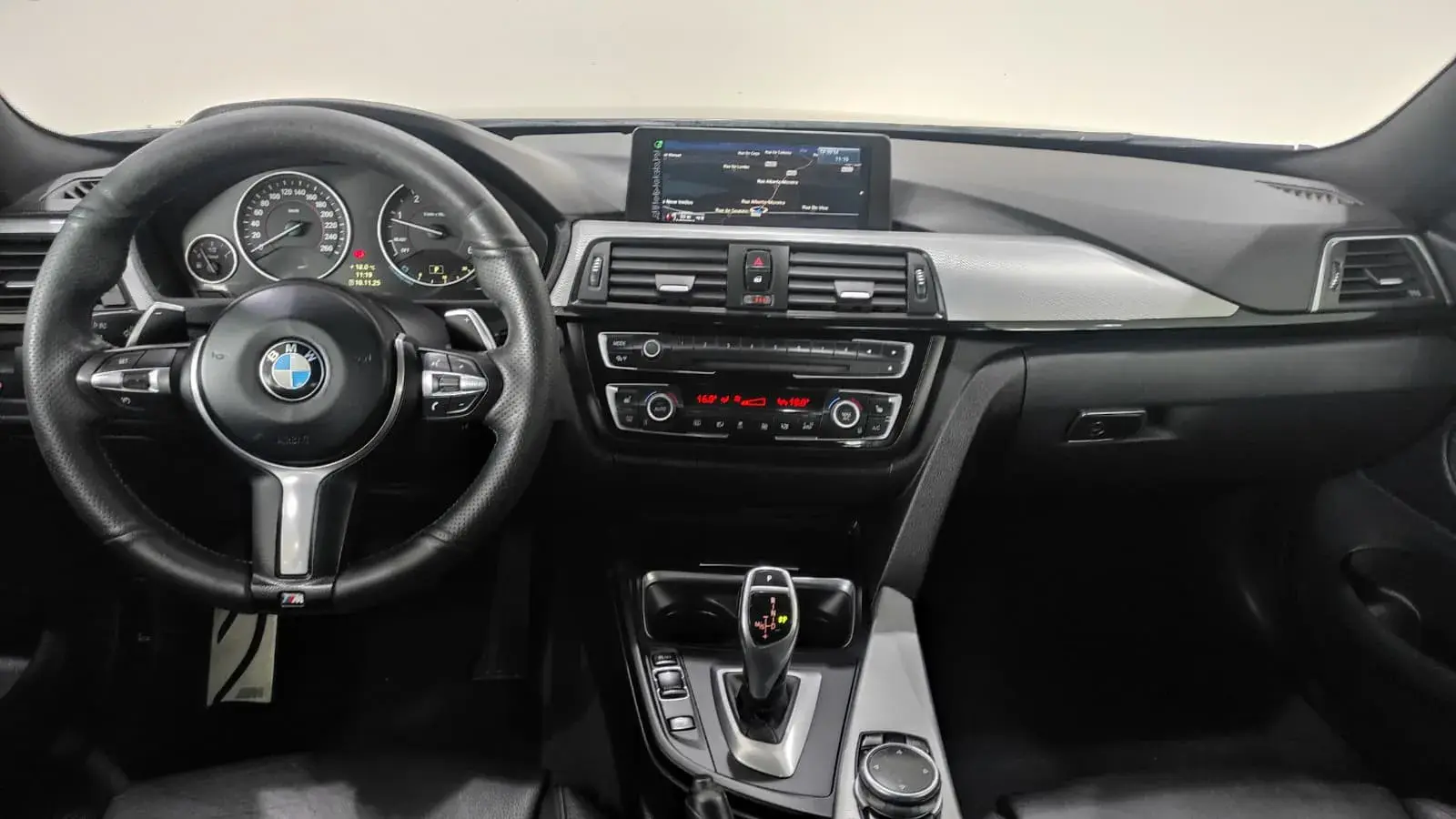 BMW 420 d Pack M Auto 23