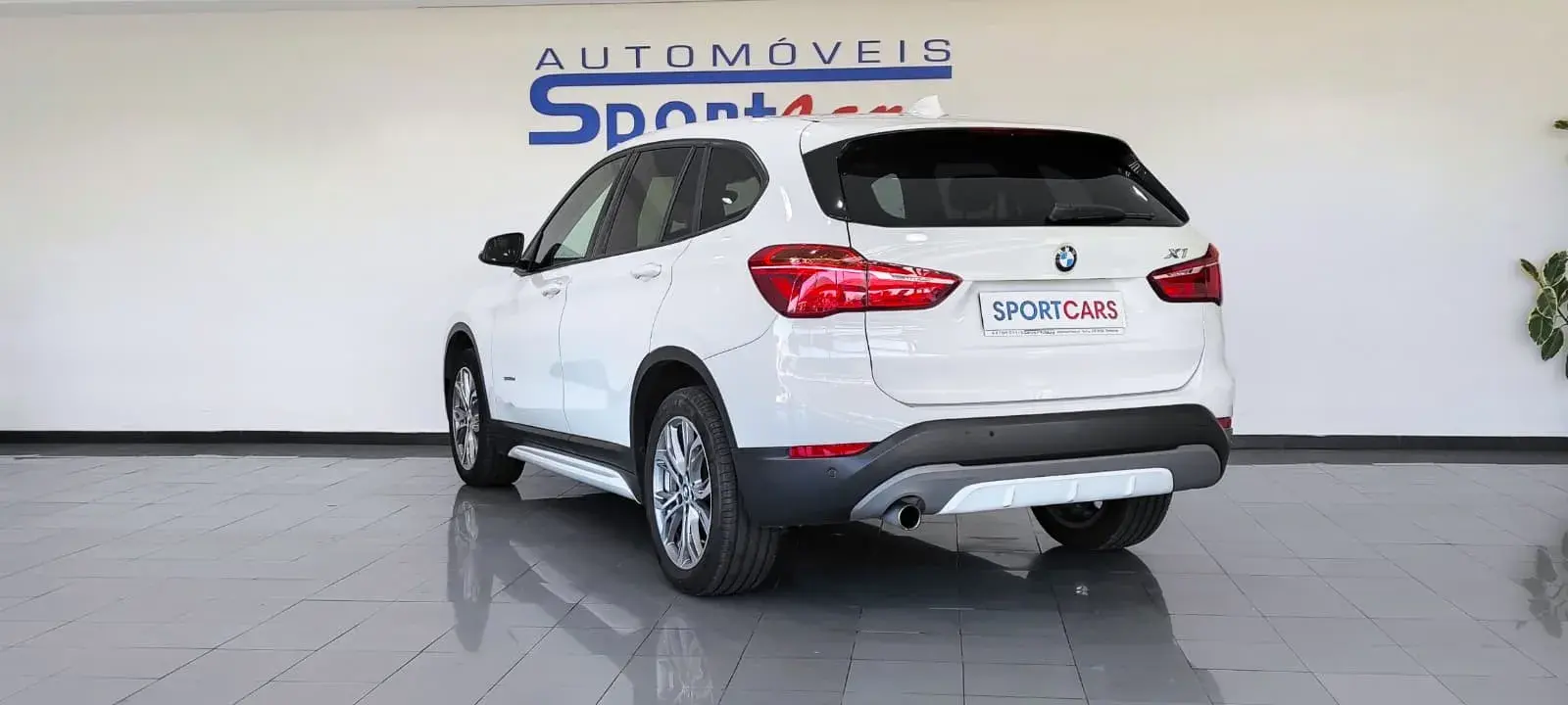 BMW X1 18 d sDrive Line Sport 4