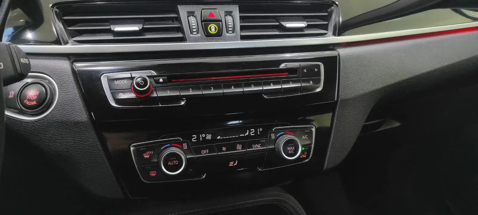 BMW X1 18 d sDrive Line Sport 37