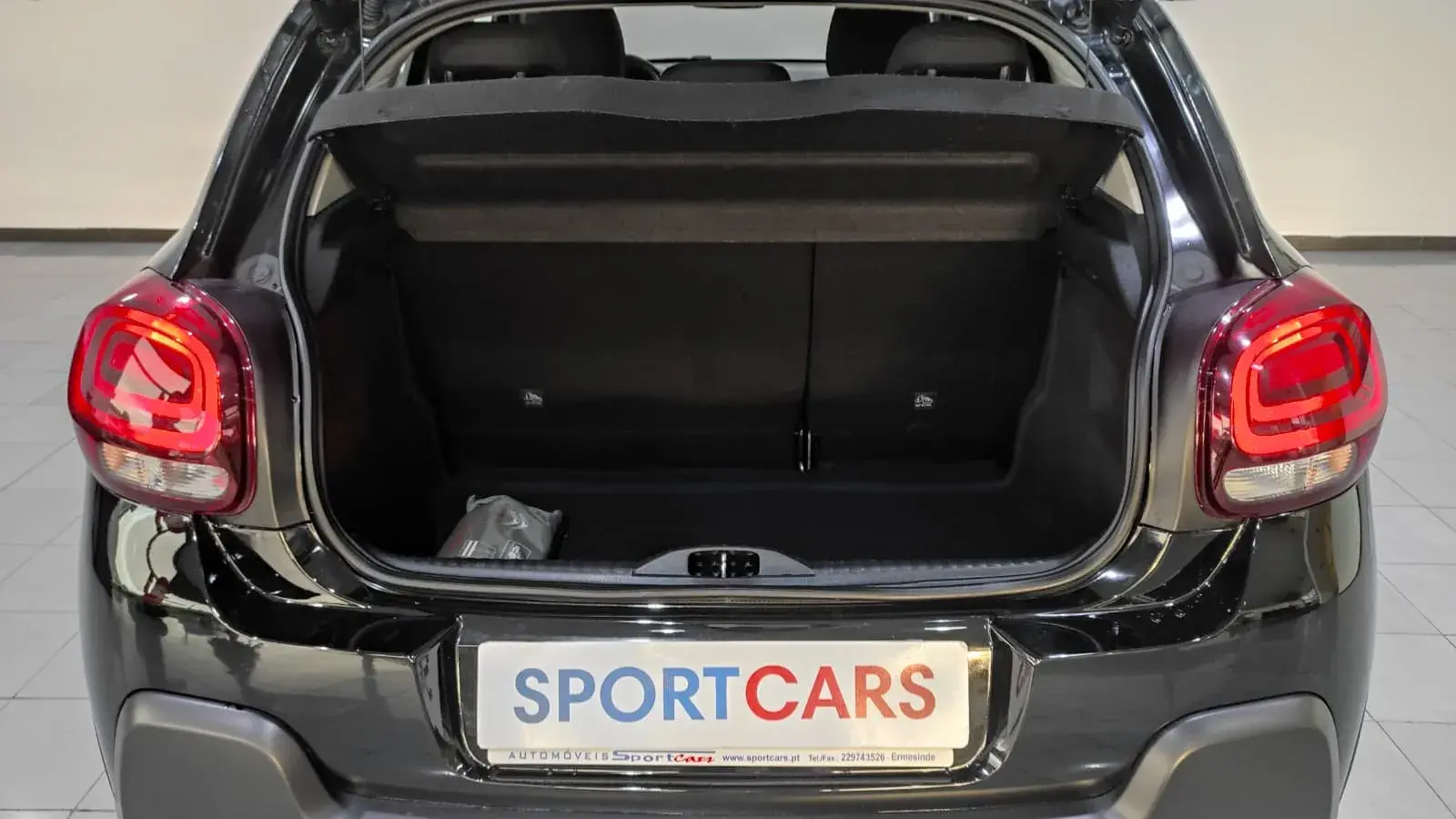 Citroën C3 1.2 PureTech Shine 19