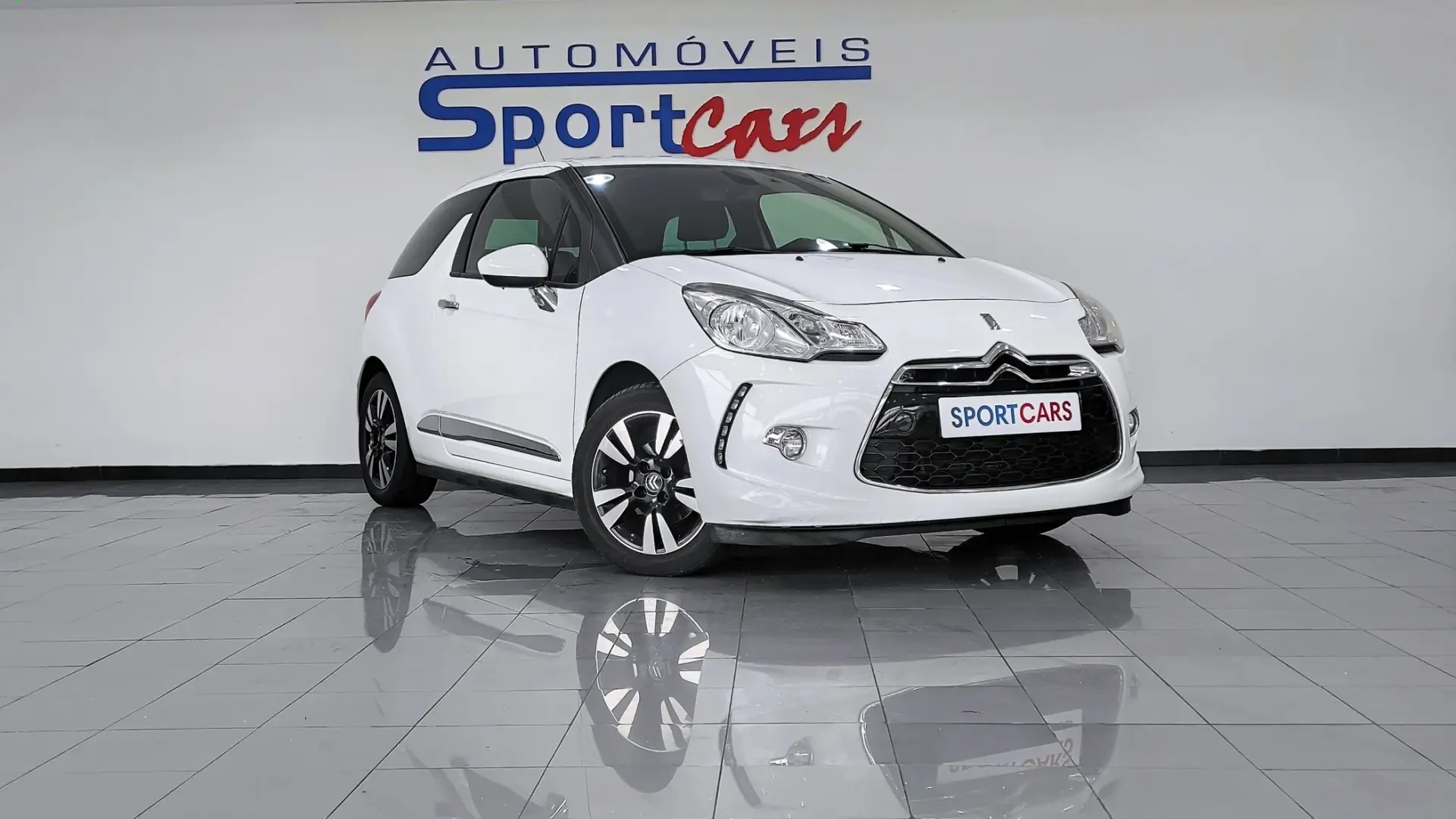 Citroën DS3 1.6 HDi Airdream So Chic 3