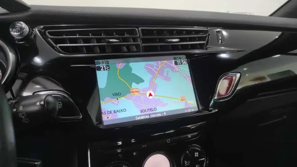 Citroën DS3 1.6 HDi Airdream So Chic 29