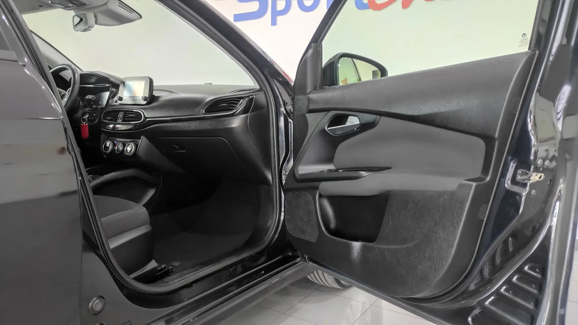 Fiat Tipo 1.3 M-Jet Sport 21