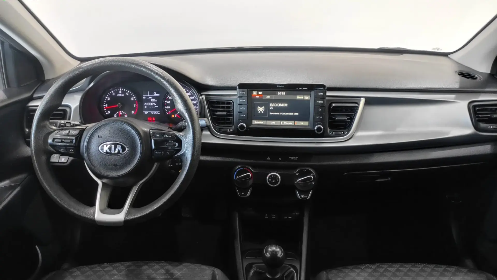 Kia Rio 1.2 CVVT Urban 8