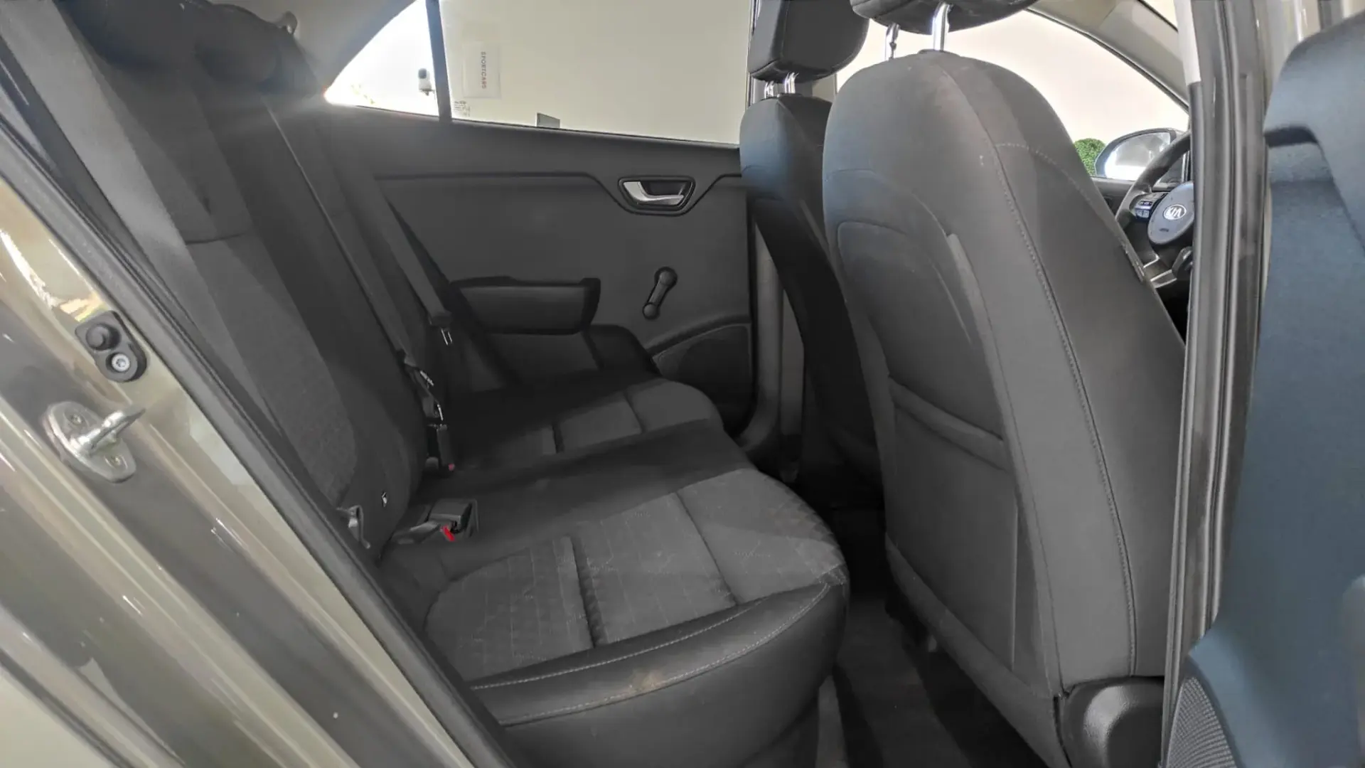 Kia Rio 1.2 CVVT Urban 20