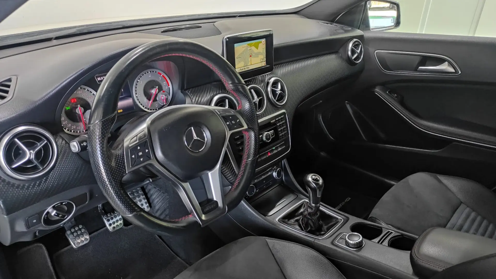 Mercedes-Benz A 200 CDi BE AMG Sport 17