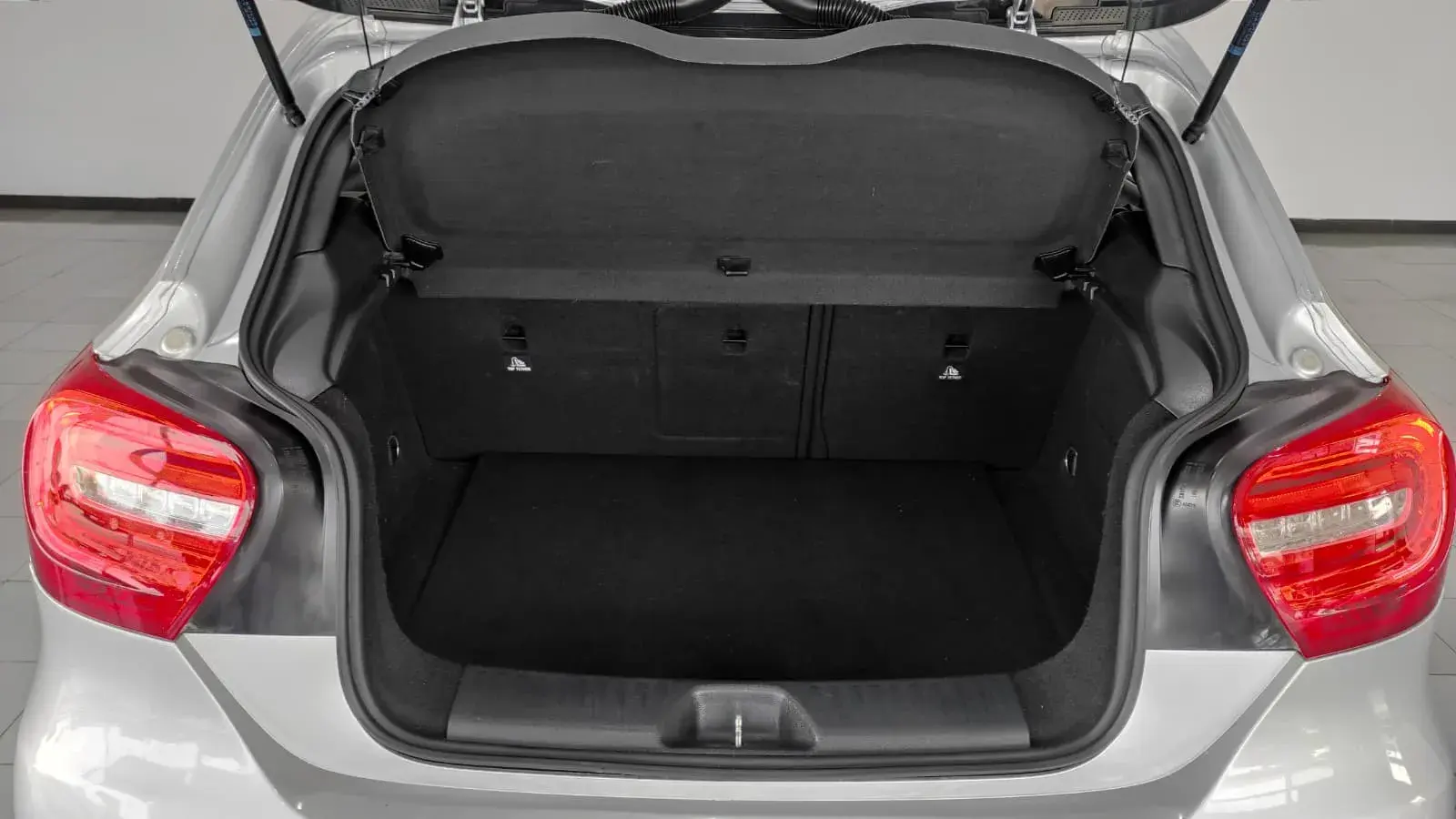 Mercedes-Benz A 200 CDi BE AMG Line Aut. 19