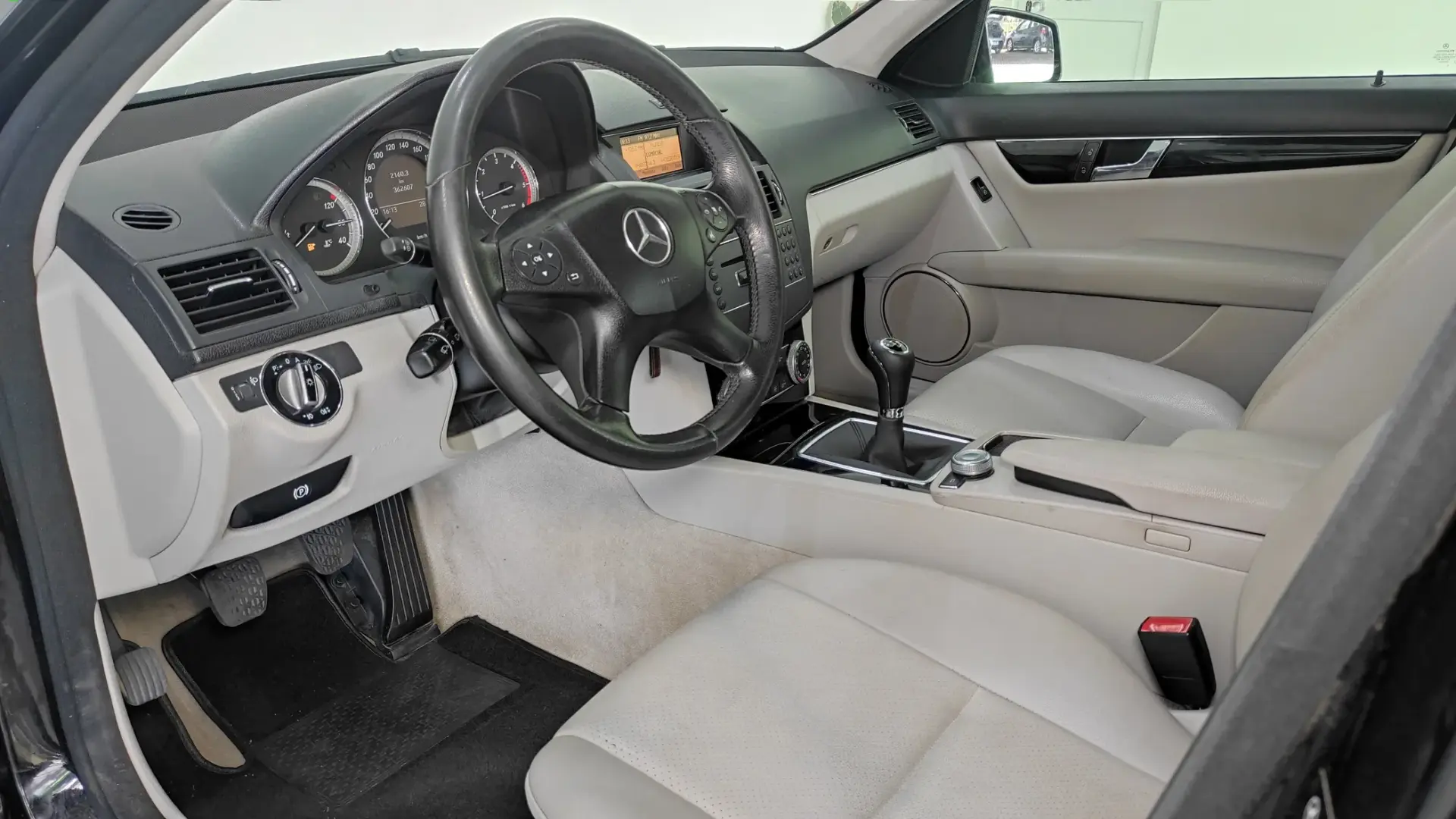 Mercedes-Benz C 220 CDi Avantgarde BE Start/Stop 5