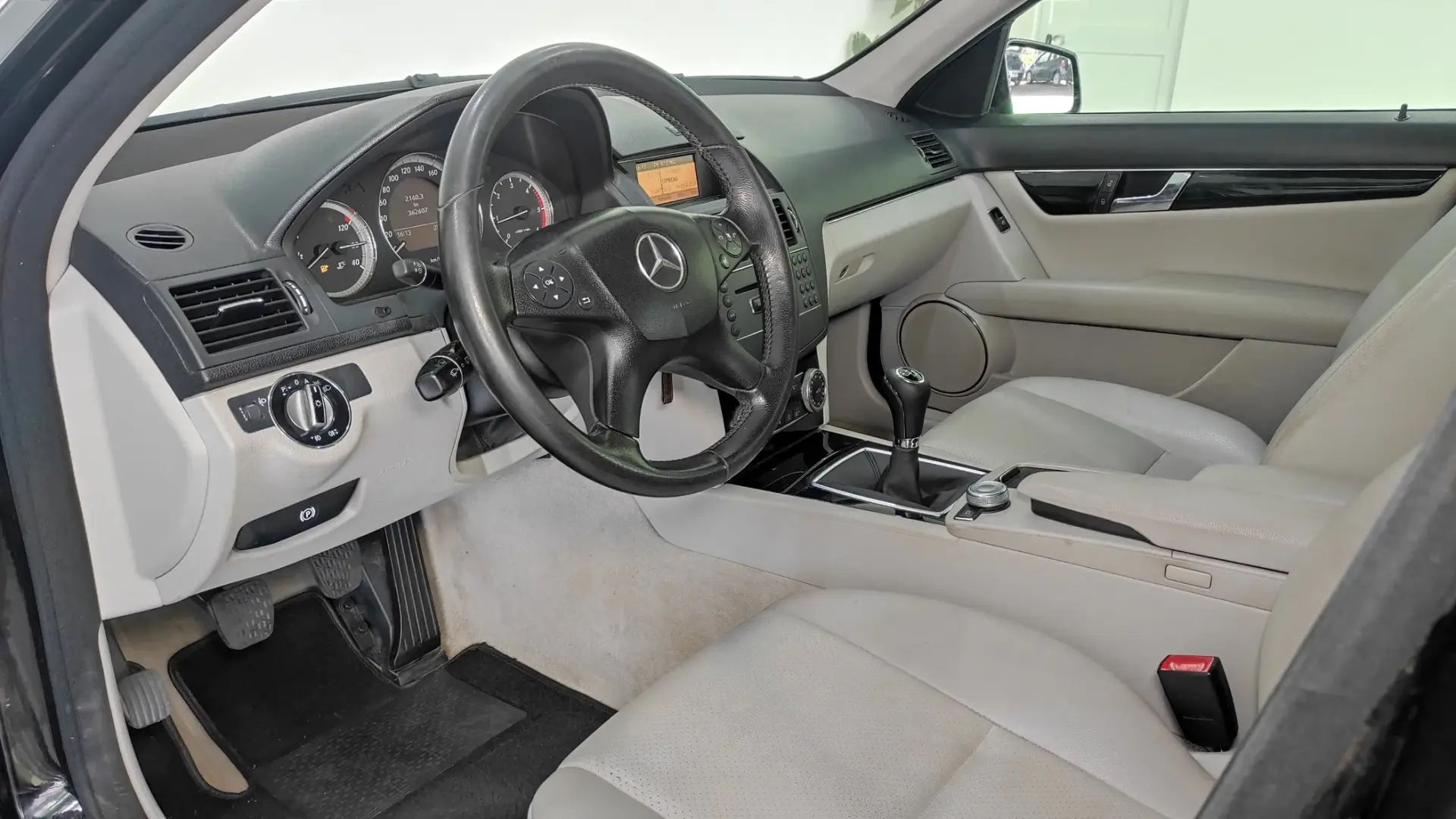 Mercedes-Benz C 220 CDi Avantgarde BE Start/Stop 16