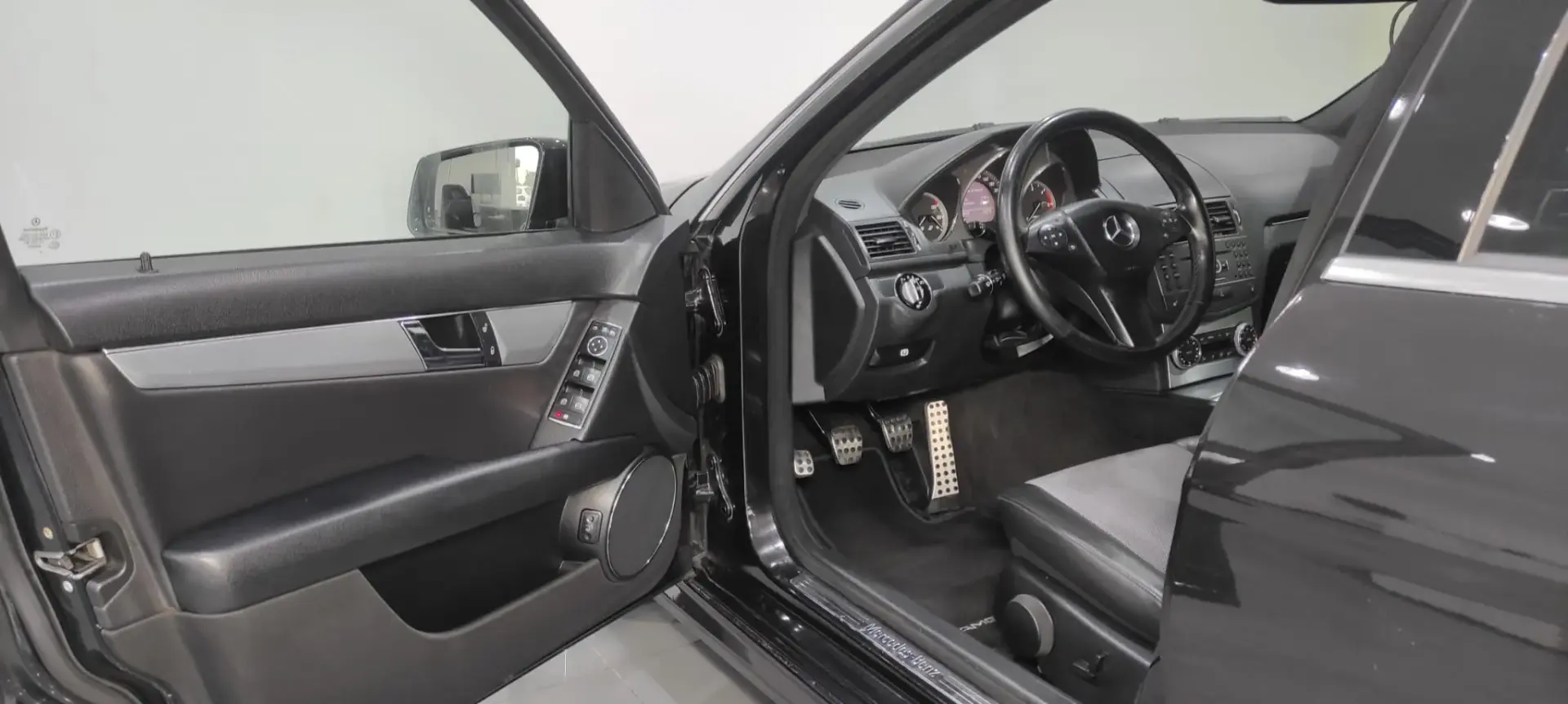 Mercedes-Benz C 220 CDi Avantgarde BlueEfficiency 15