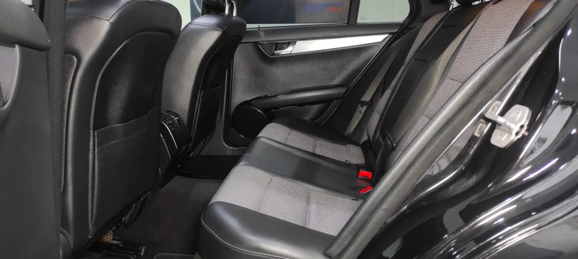 Mercedes-Benz C 220 CDi Avantgarde BlueEfficiency 18