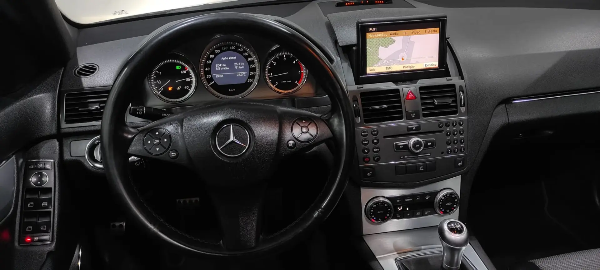 Mercedes-Benz C 220 CDi Avantgarde BlueEfficiency 27