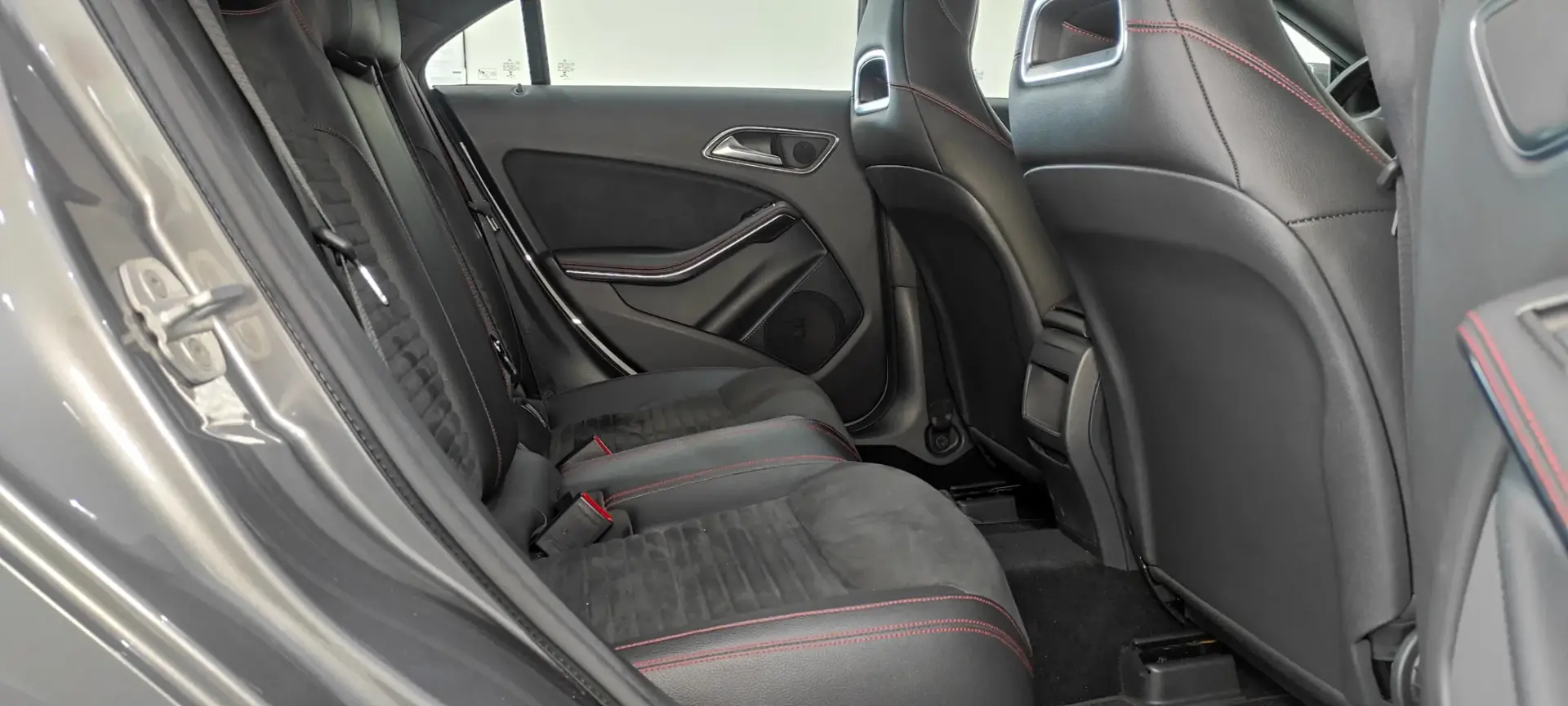 Mercedes-Benz CLA 180 CDi AMG Line 20