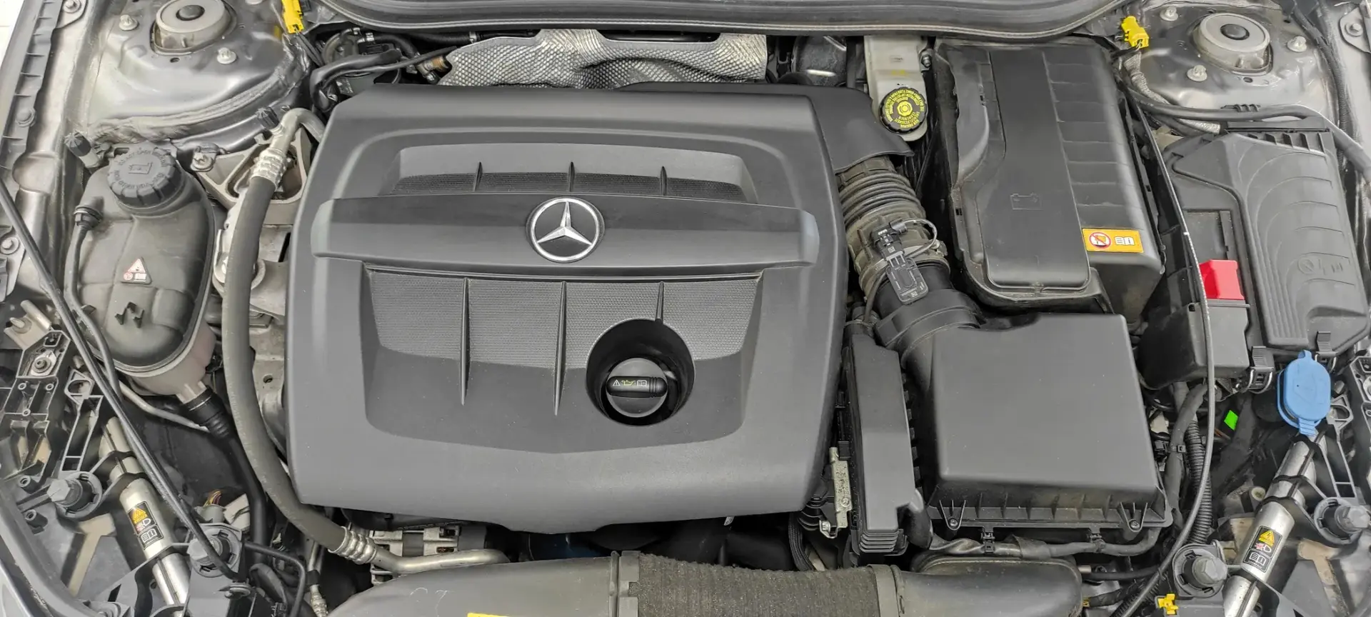 Mercedes-Benz CLA 180 CDi AMG Line 40