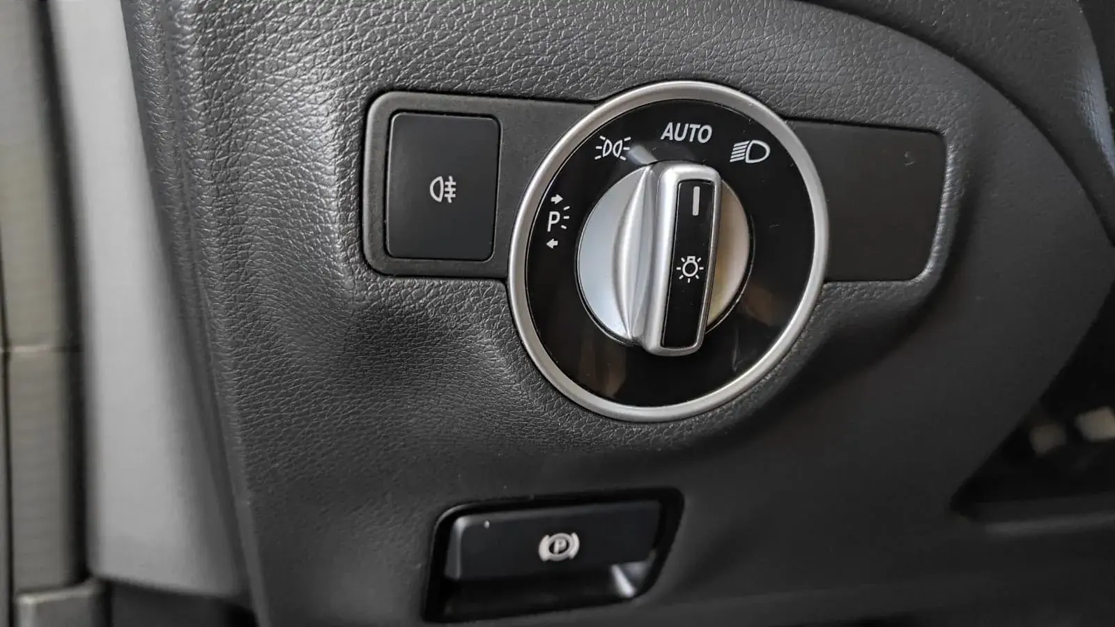 Mercedes-Benz CLA 200 d Shooting Brake AMG Line 43