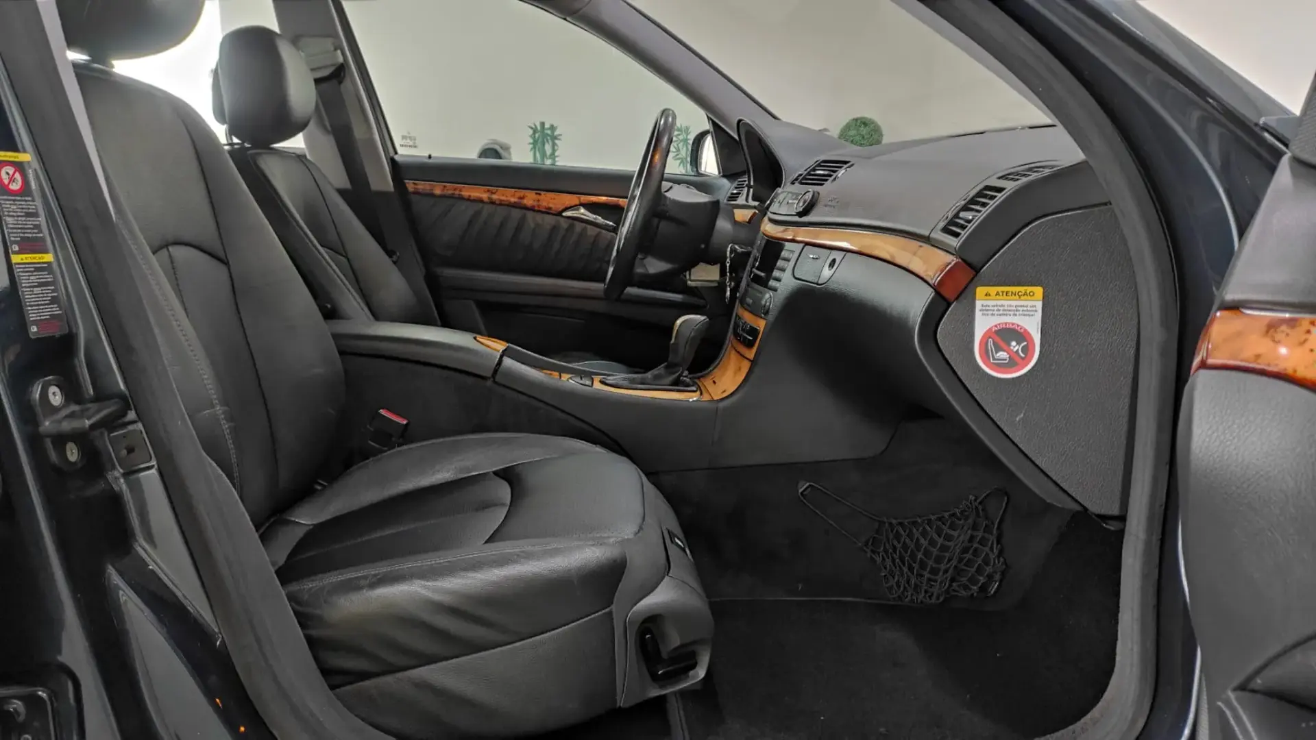 Mercedes-Benz E 220 CDi Avantgarde Aut. 22