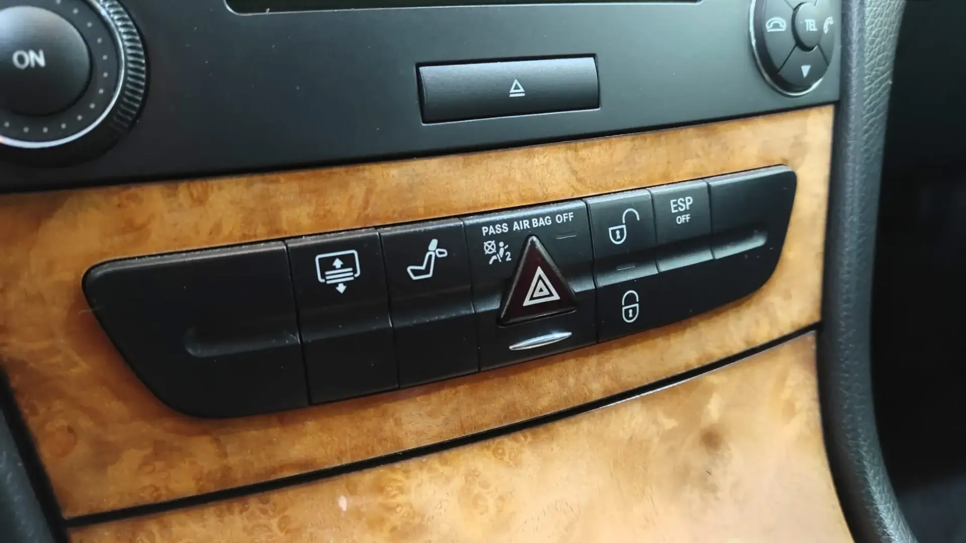 Mercedes-Benz E 220 CDi Avantgarde Aut. 31