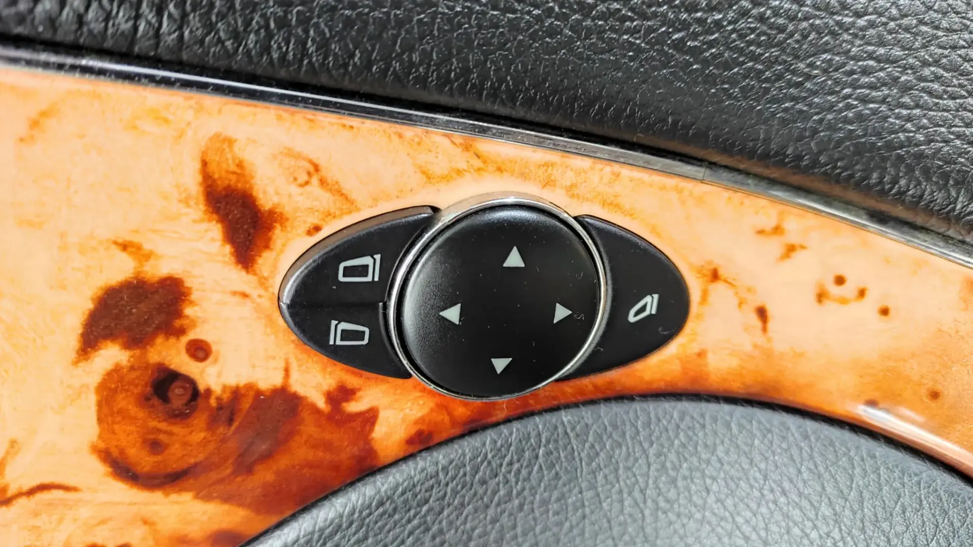 Mercedes-Benz E 220 CDi Avantgarde Aut. 40