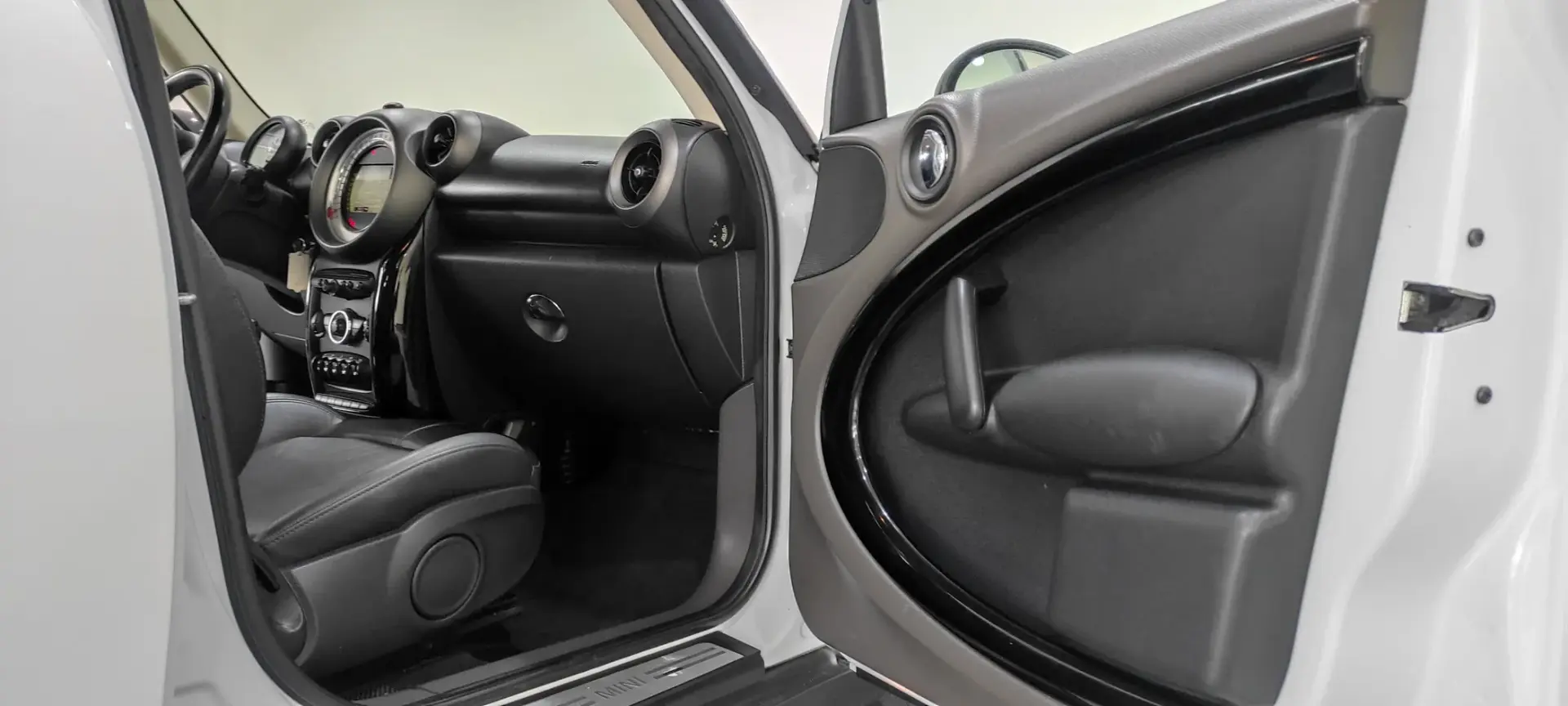 MINI Countryman One D 21