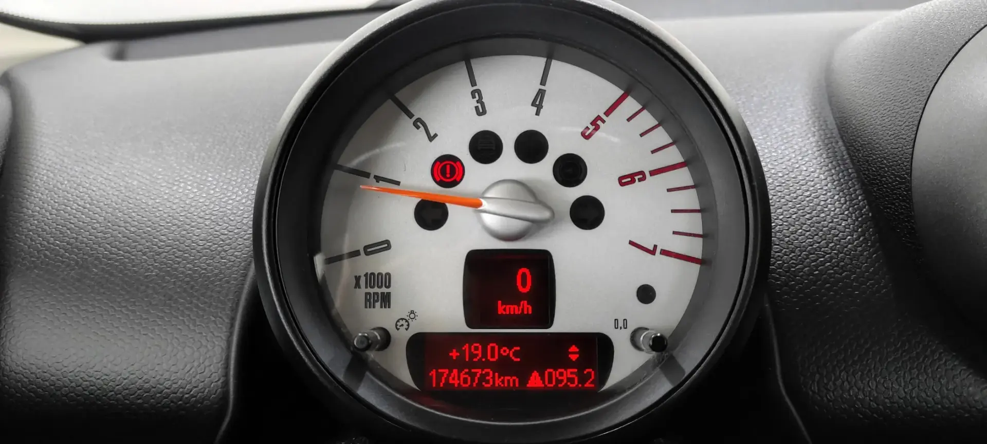 MINI Countryman One D 35