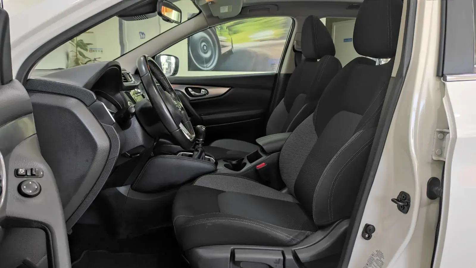 Nissan Qashqai 1.3 DIG-T Tekna 17