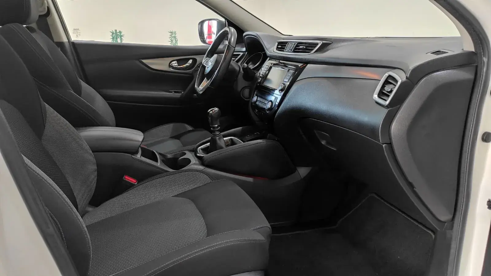 Nissan Qashqai 1.3 DIG-T Tekna 23