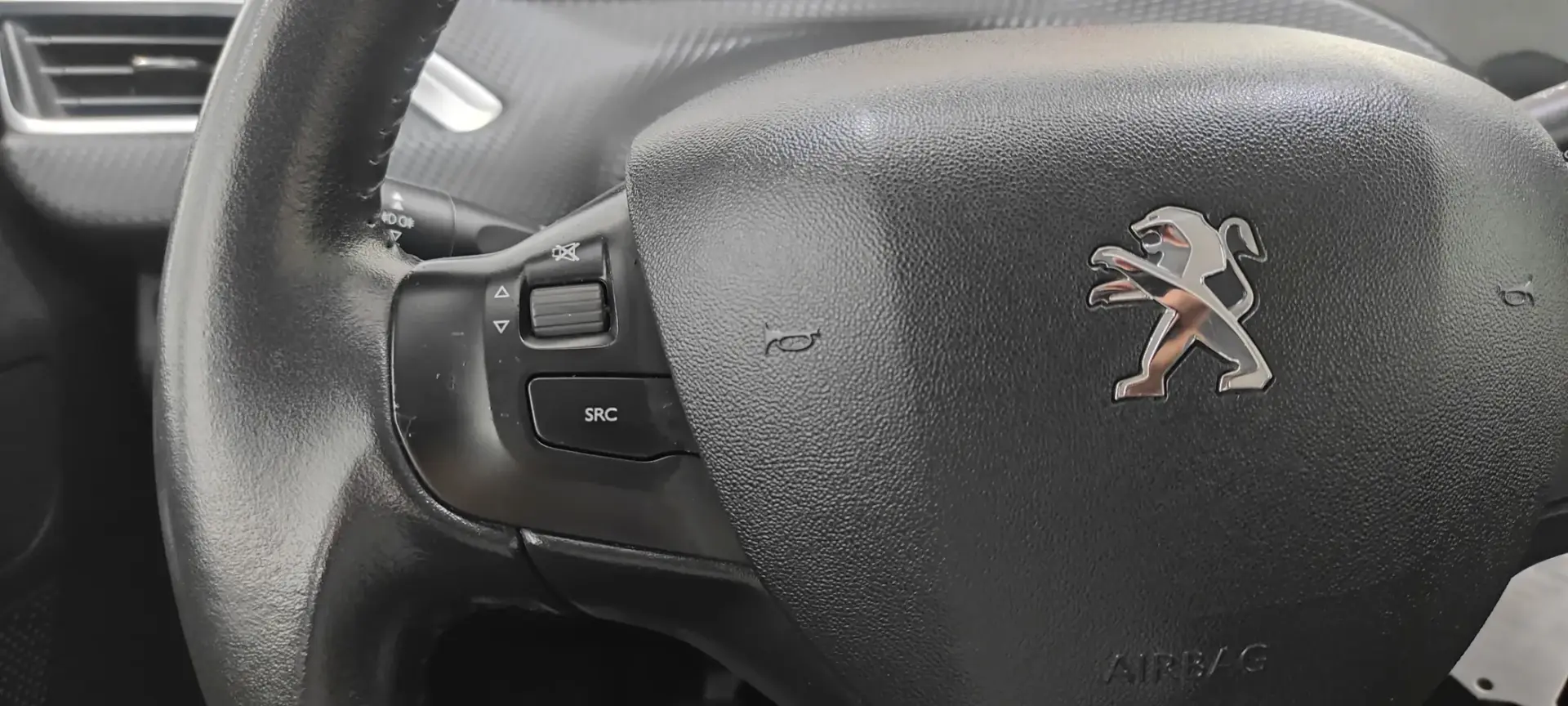 Peugeot 208 1.2 PureTech Style 34