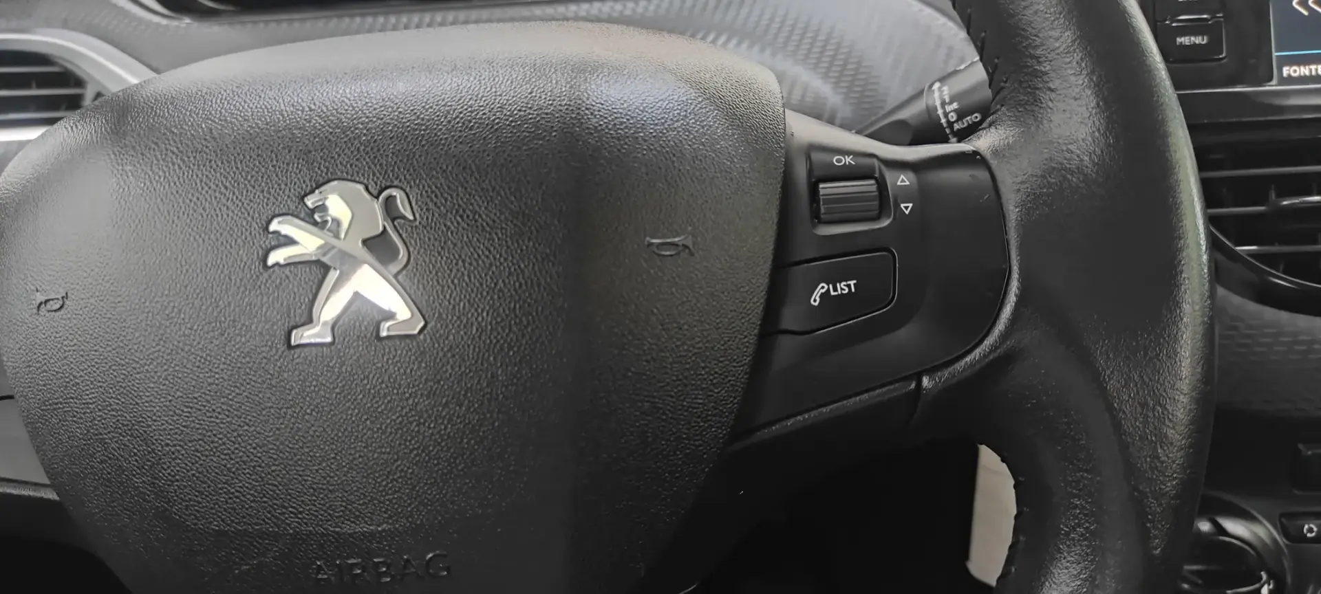 Peugeot 208 1.2 PureTech Style 35