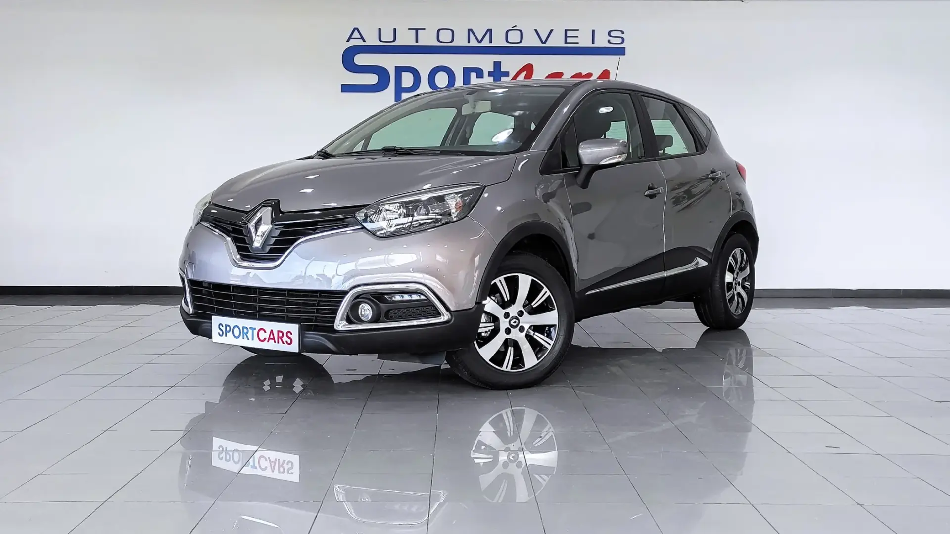 Renault Captur 1.5 dCi Sport 11
