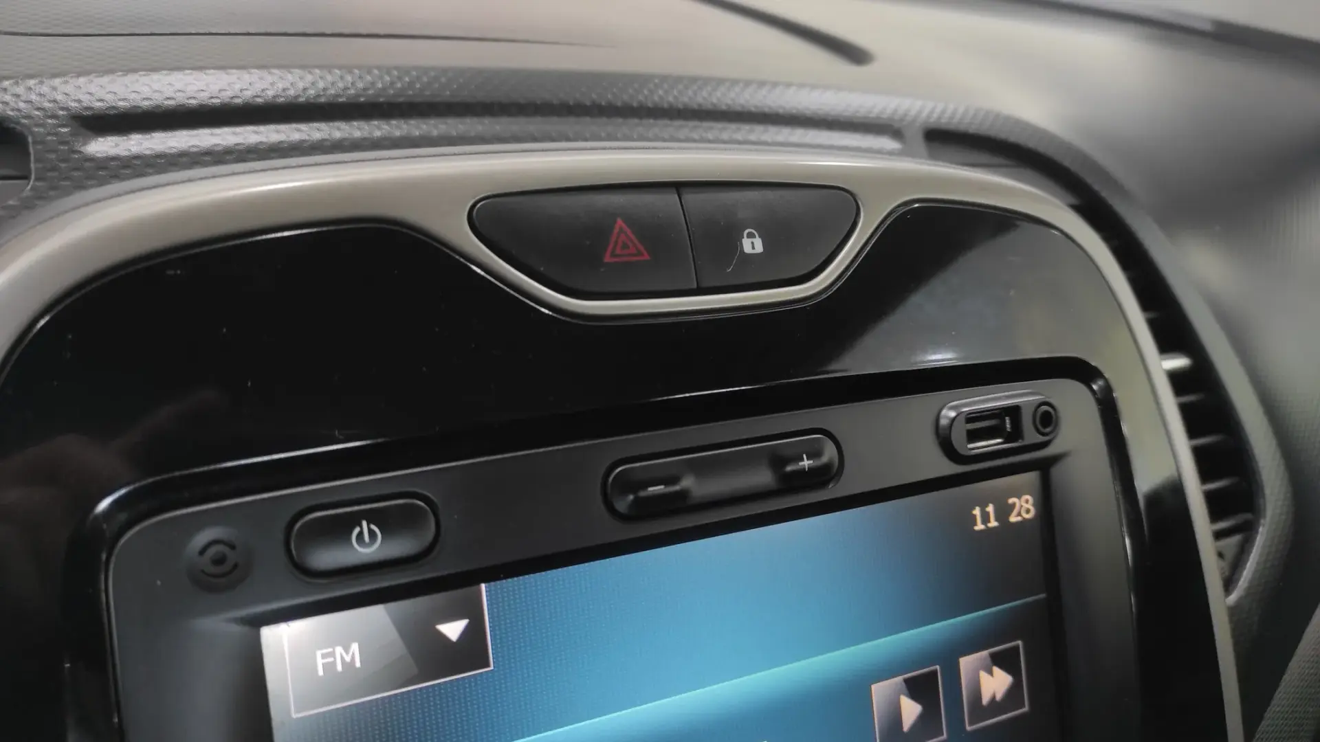 Renault Captur 1.5 dCi Sport 28