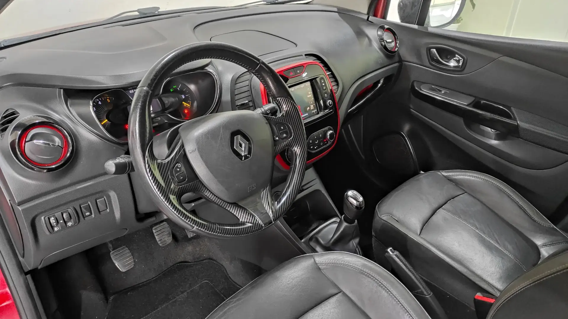 Renault Captur 1.5 dCi Sport 17