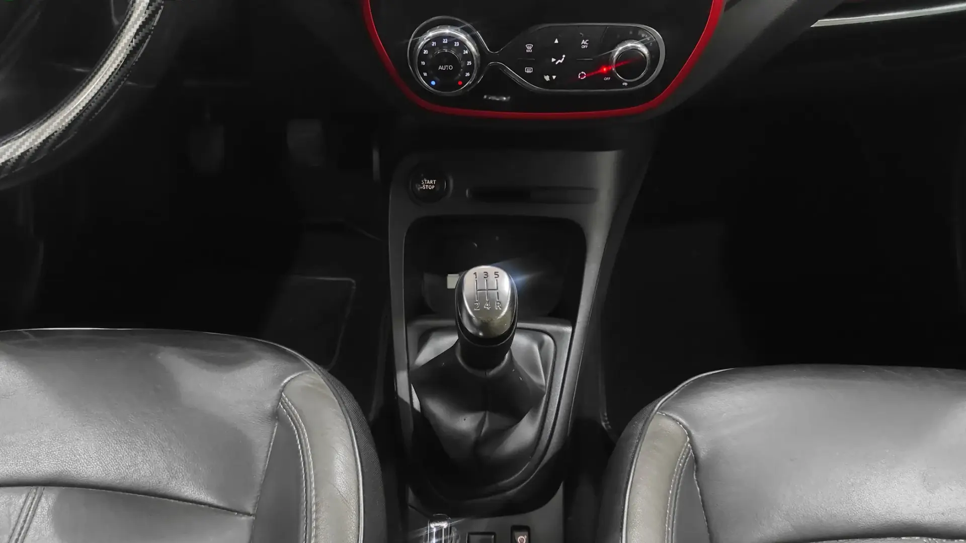 Renault Captur 1.5 dCi Sport 33