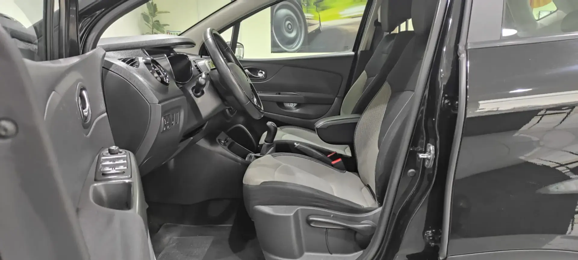 Renault Captur 0.9 TCE Sport 16