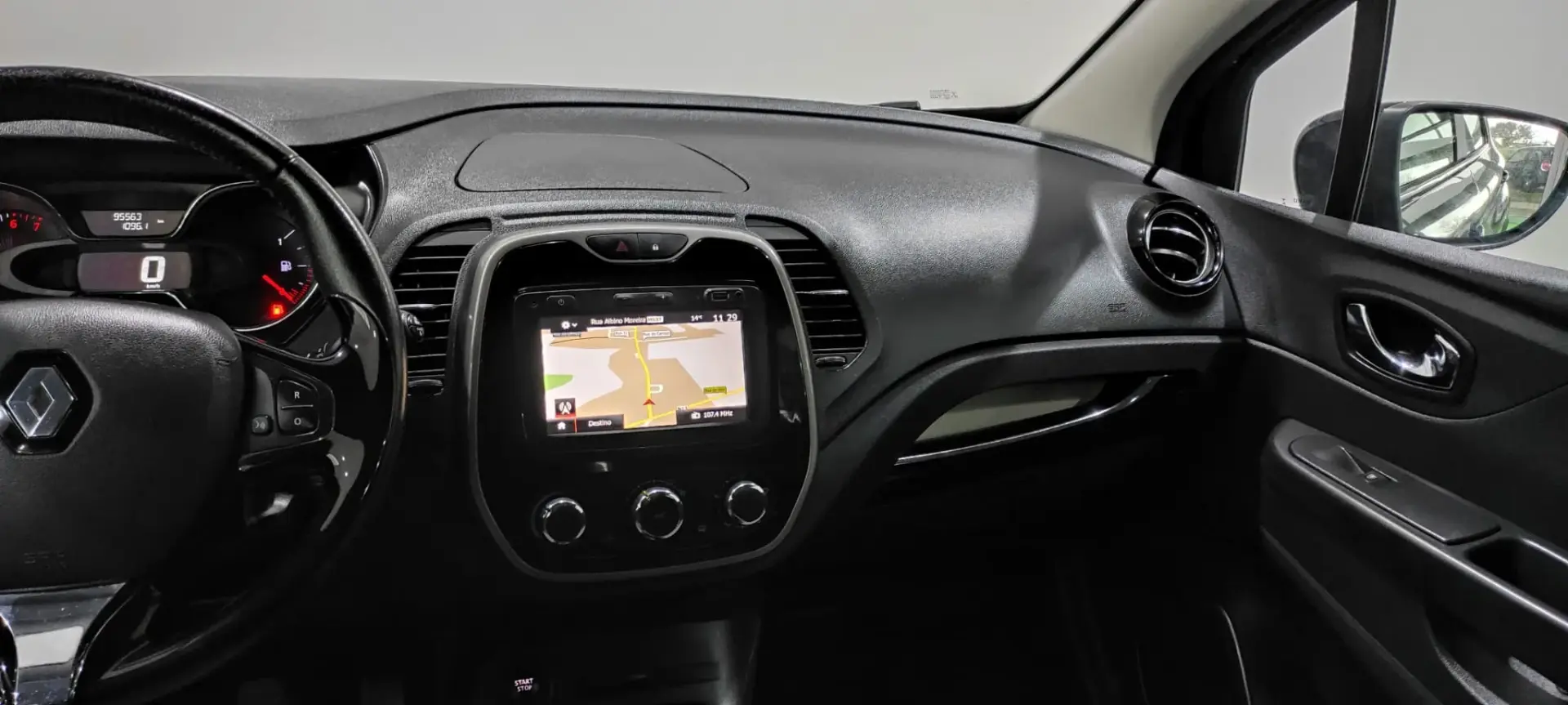 Renault Captur 0.9 TCE Sport 26