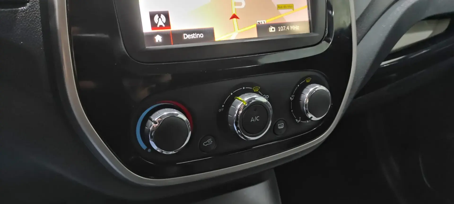 Renault Captur 0.9 TCE Sport 33