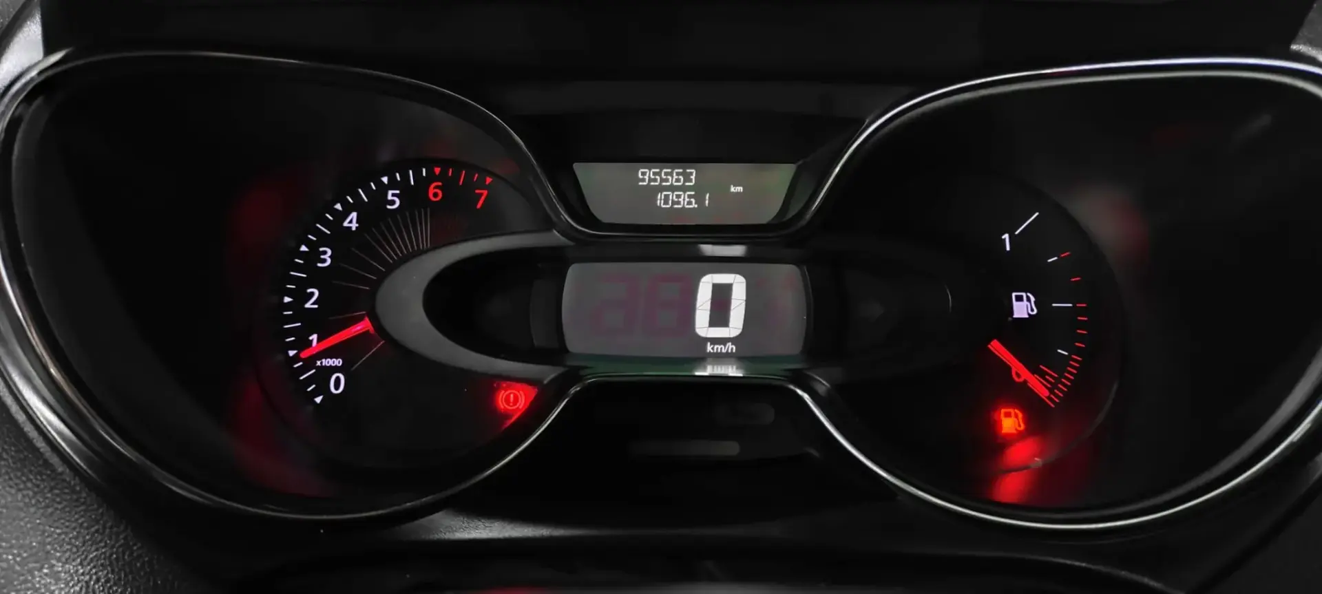 Renault Captur 0.9 TCE Sport 37