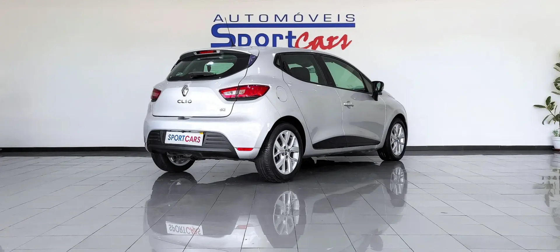 Renault Clio 1.5 dCi Dynamique S 2