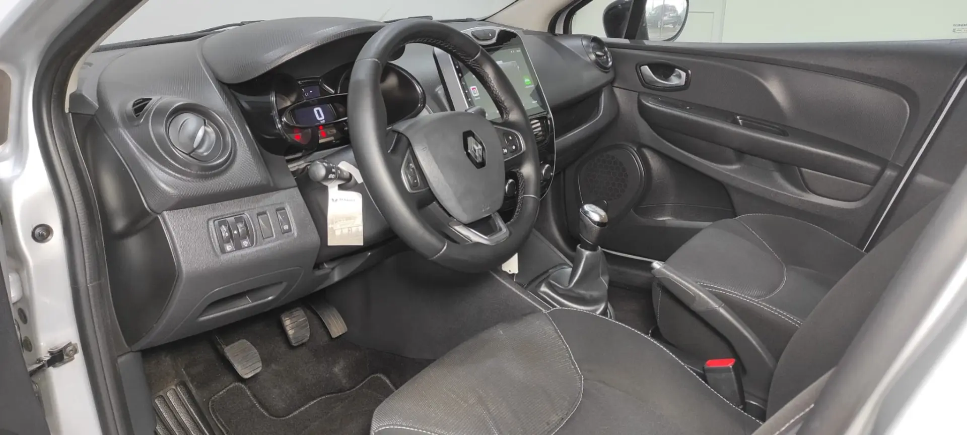 Renault Clio 1.5 dCi Dynamique S 5