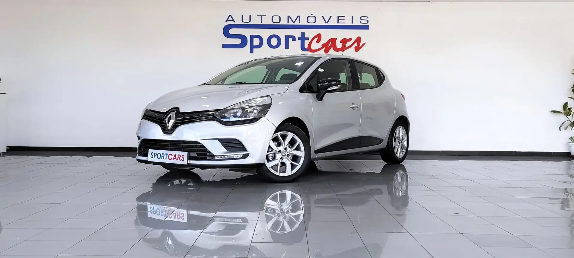 Renault Clio 1.5 dCi Dynamique S 11