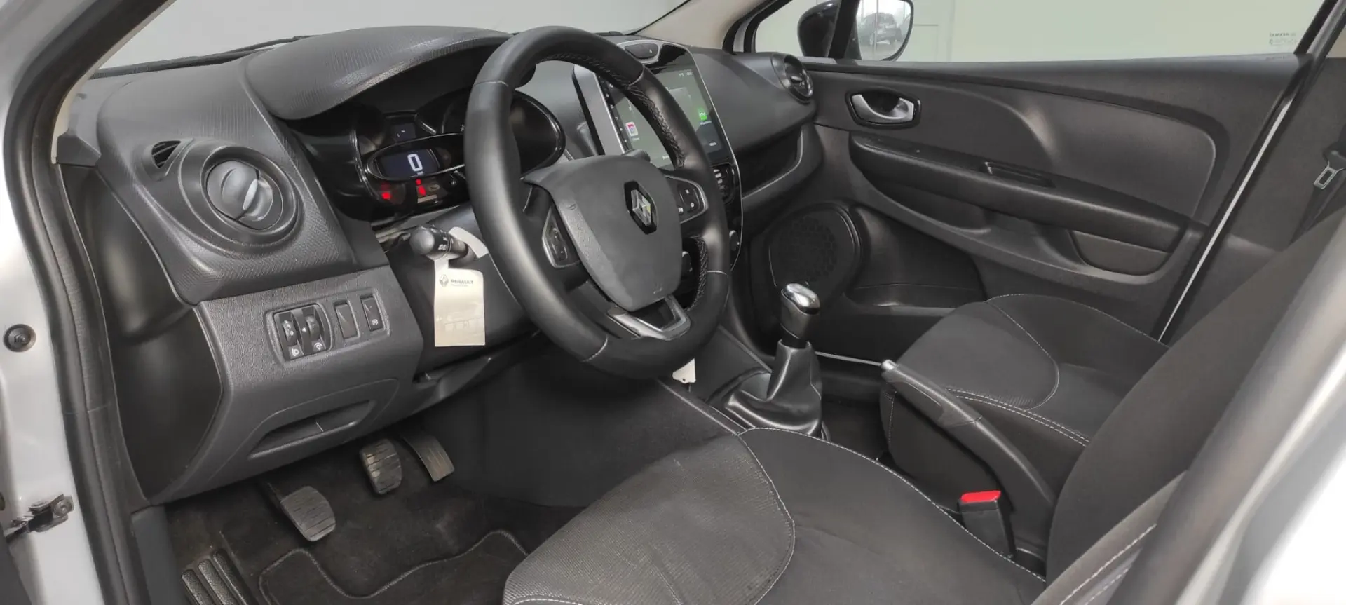 Renault Clio 1.5 dCi Dynamique S 17