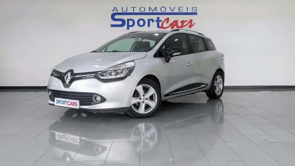 Renault Clio Sport Tourer 1.5 dCi Dynamique S 11