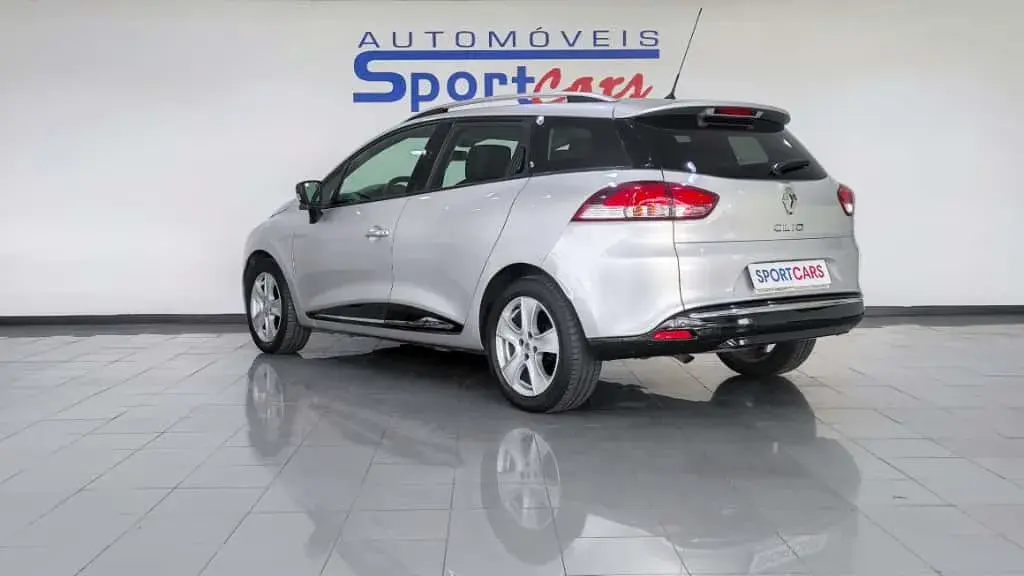 Renault Clio Sport Tourer 1.5 dCi Dynamique S 14