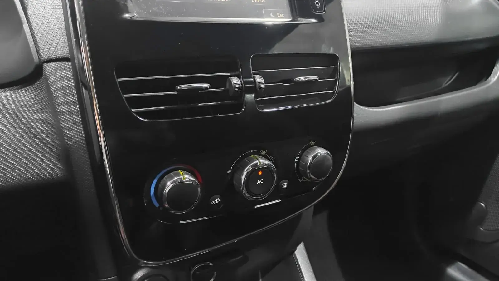 Renault Clio Sport Tourer 1.5 dCi Dynamique S 29