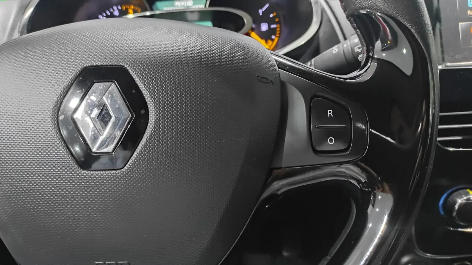 Renault Clio Sport Tourer 1.5 dCi Dynamique S 32