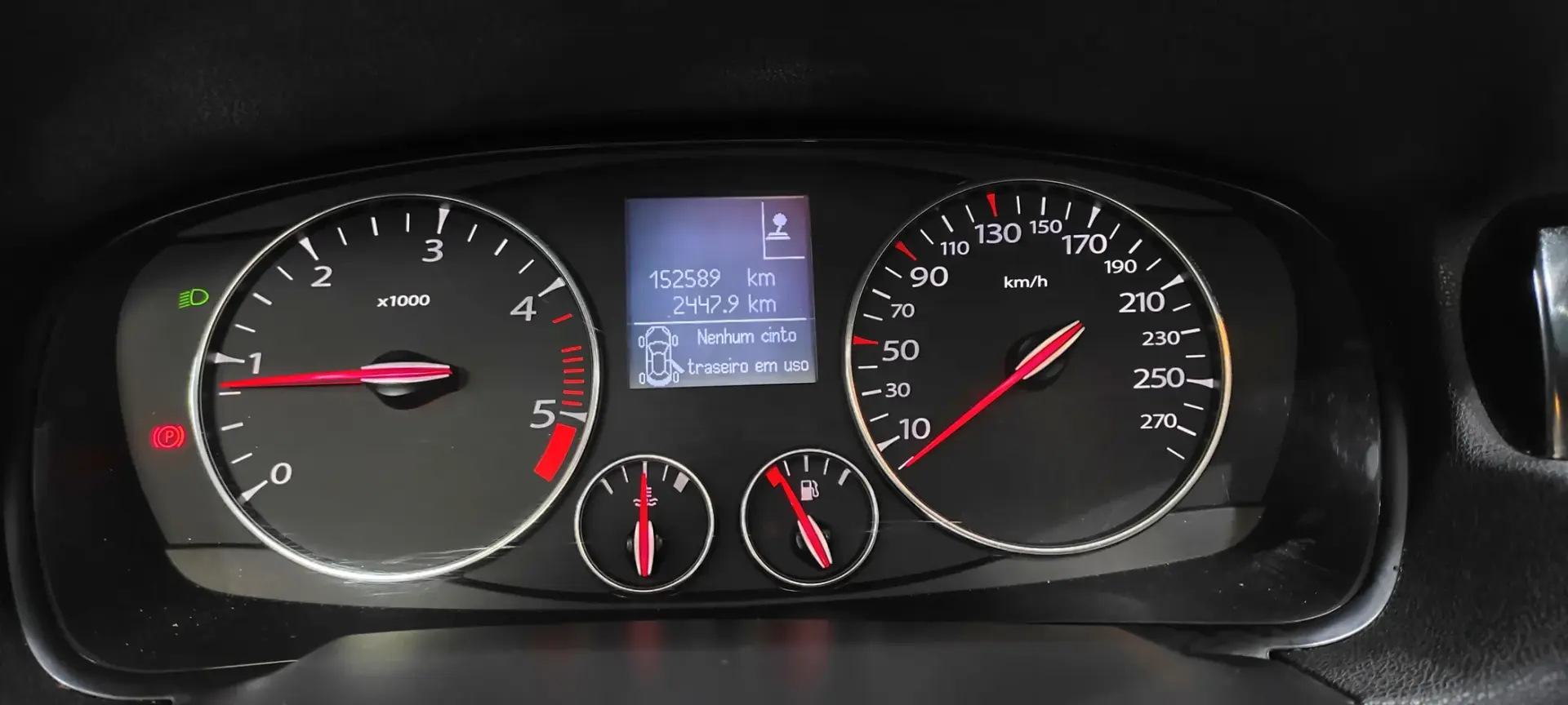 Renault Laguna Break 2.0 dCi GT 31