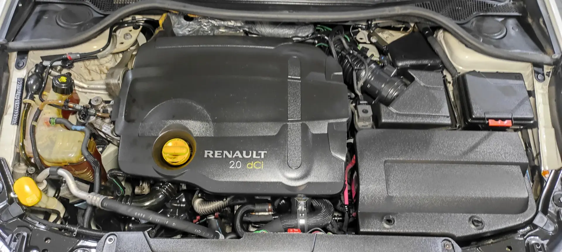 Renault Laguna Break 2.0 dCi GT 42