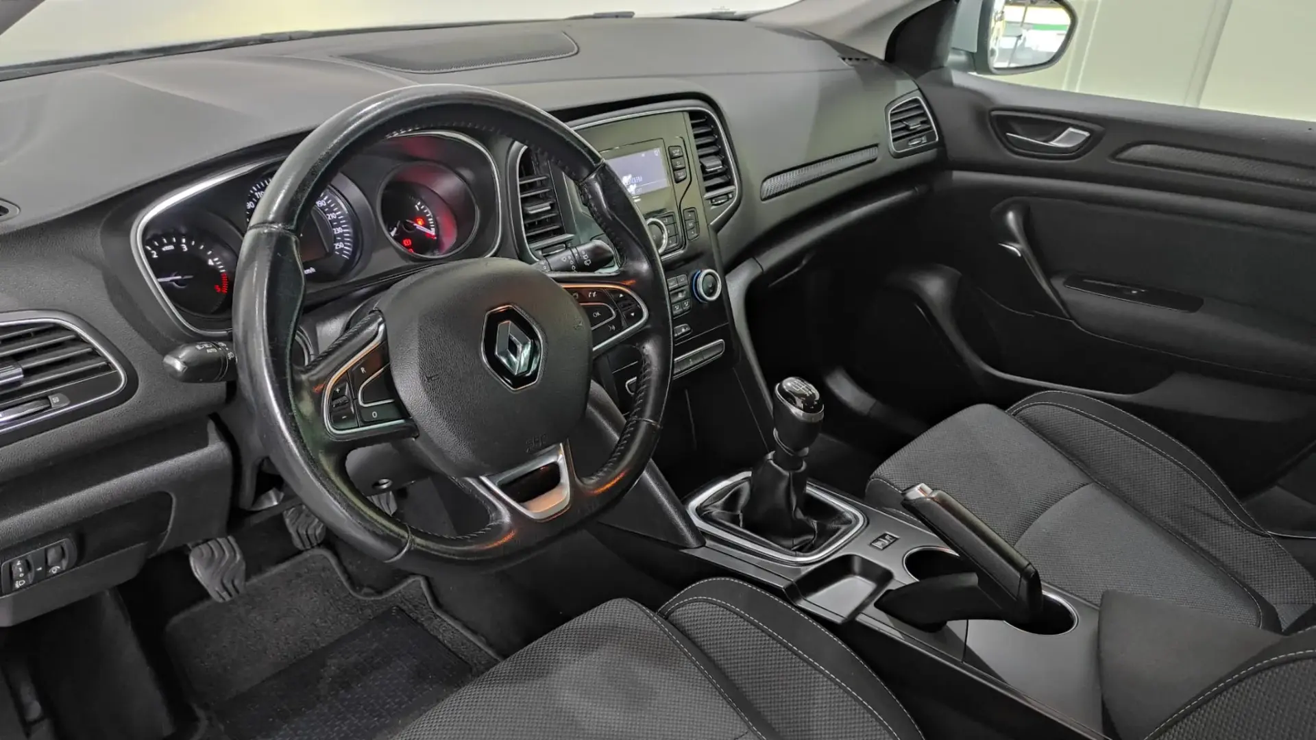 Renault Mégane 1.5 Blue dCi Zen 5