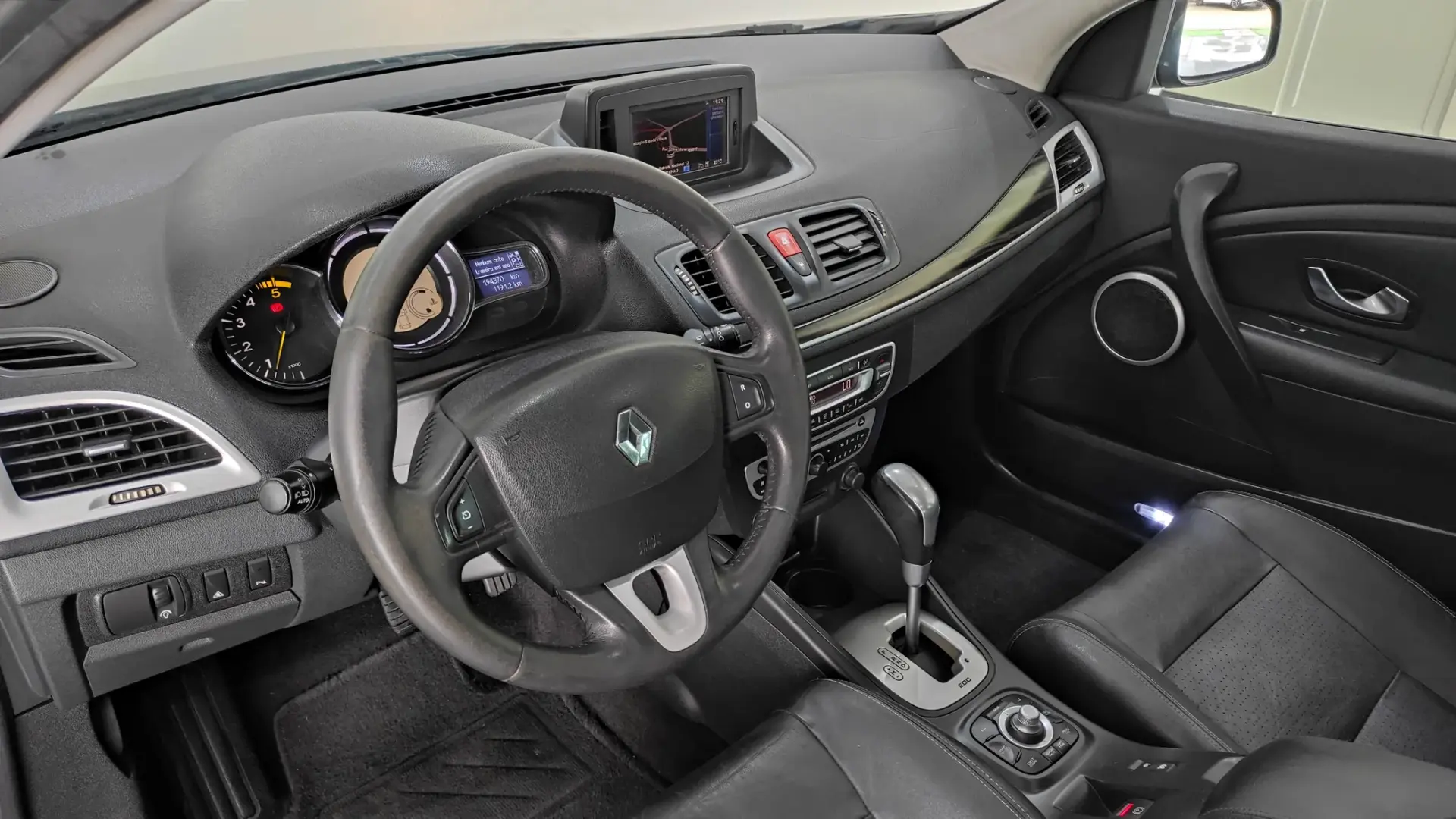 Renault Mégane Sport Tourer 1.5 dCi Bose Edition EDC CO2 Champion 16